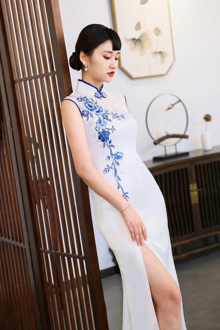 【普雅希】女优雅新中式礼服性感长款白色改良版旗袍连衣裙xf3166