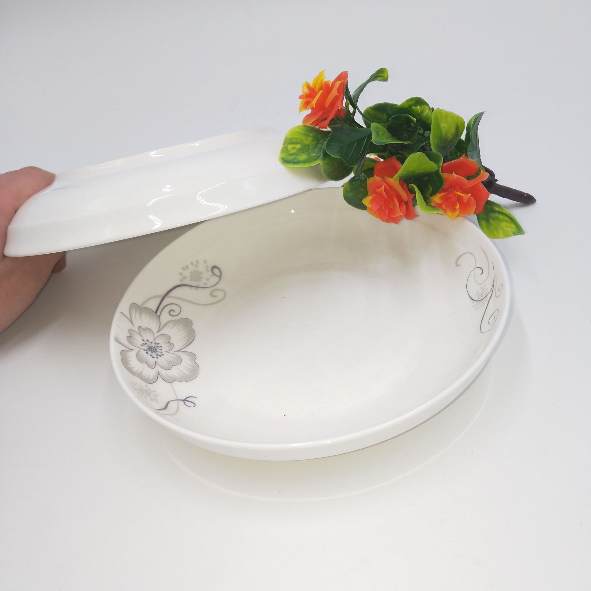 7寸金花浅盘 果盘饭盘 家用餐具 两元地摊货源 临沂陶瓷厂家批发