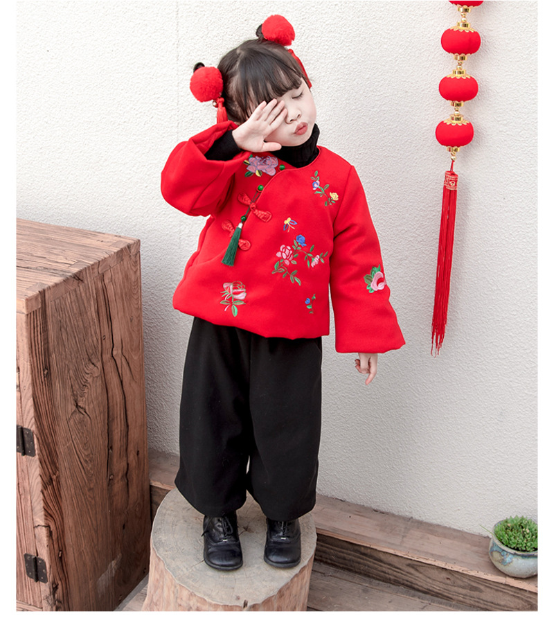 2019年新款女童宝宝新年衣服中小童女孩呢子唐装套装两件套代发