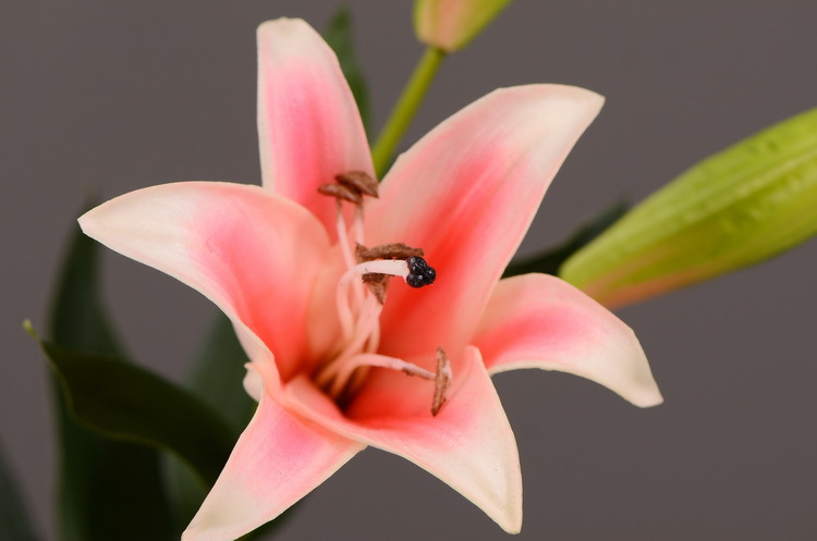 高档仿真花假花批发pu花仿真铁炮百合花客厅餐桌茶几装饰花摆件