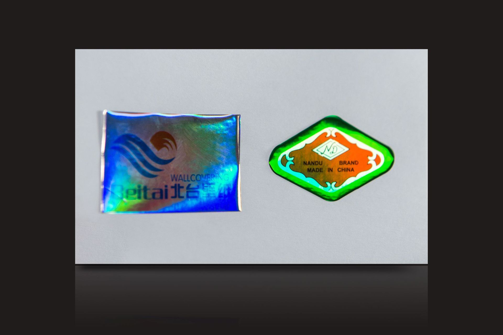 透明哑银不干胶标签 商标贴印刷 铝箔银色pvc产品贴纸定做logo-阿里巴