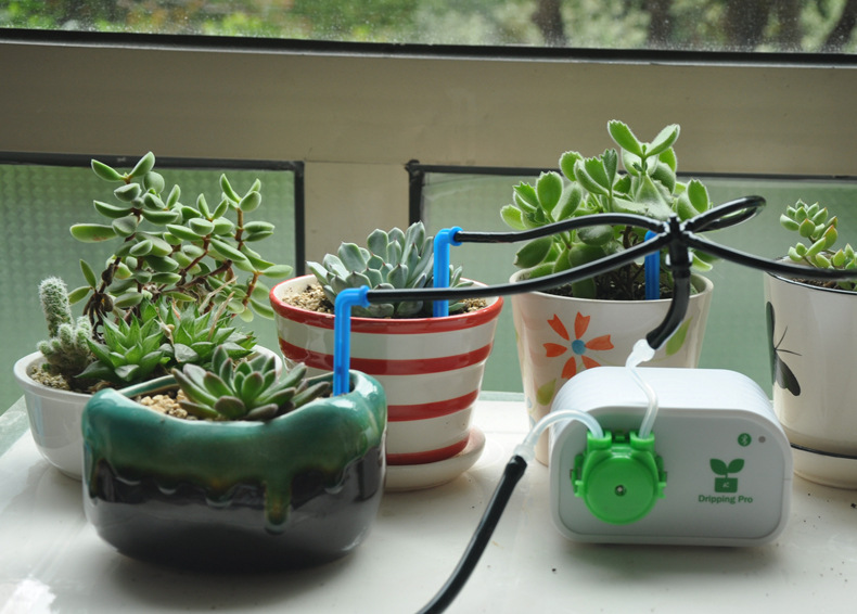 家用自动浇水器智能淋花滴水器盆栽滴灌系统洒水懒人手机定时浇花