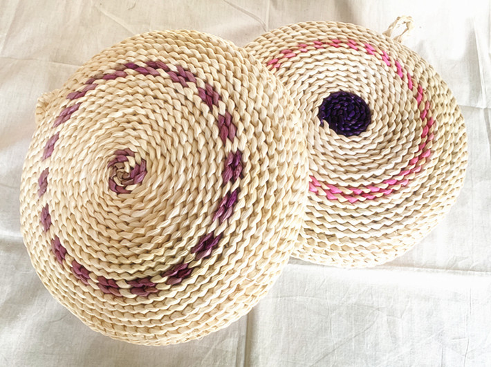 环保草编蒲团玉米皮飘窗垫瑜伽草垫汗蒸坐垫手工编织日系茶楼猫咖