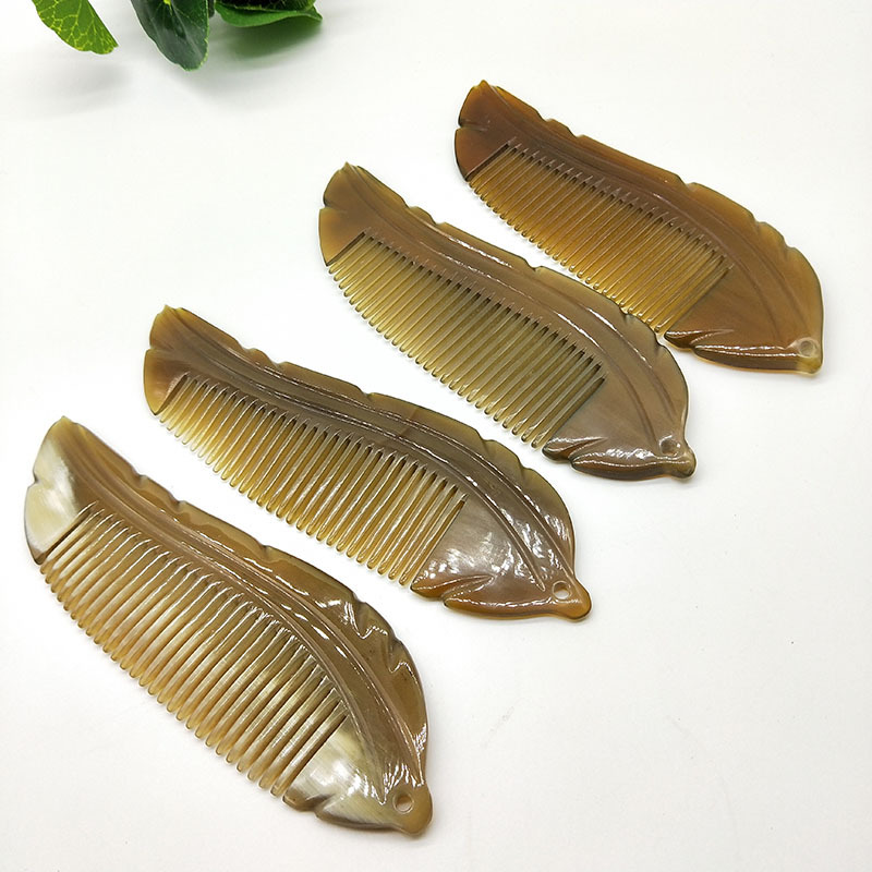 15cm牛角雕刻叶子梳 牛角叶形梳子 抗静电美发高档梳手工精品梳