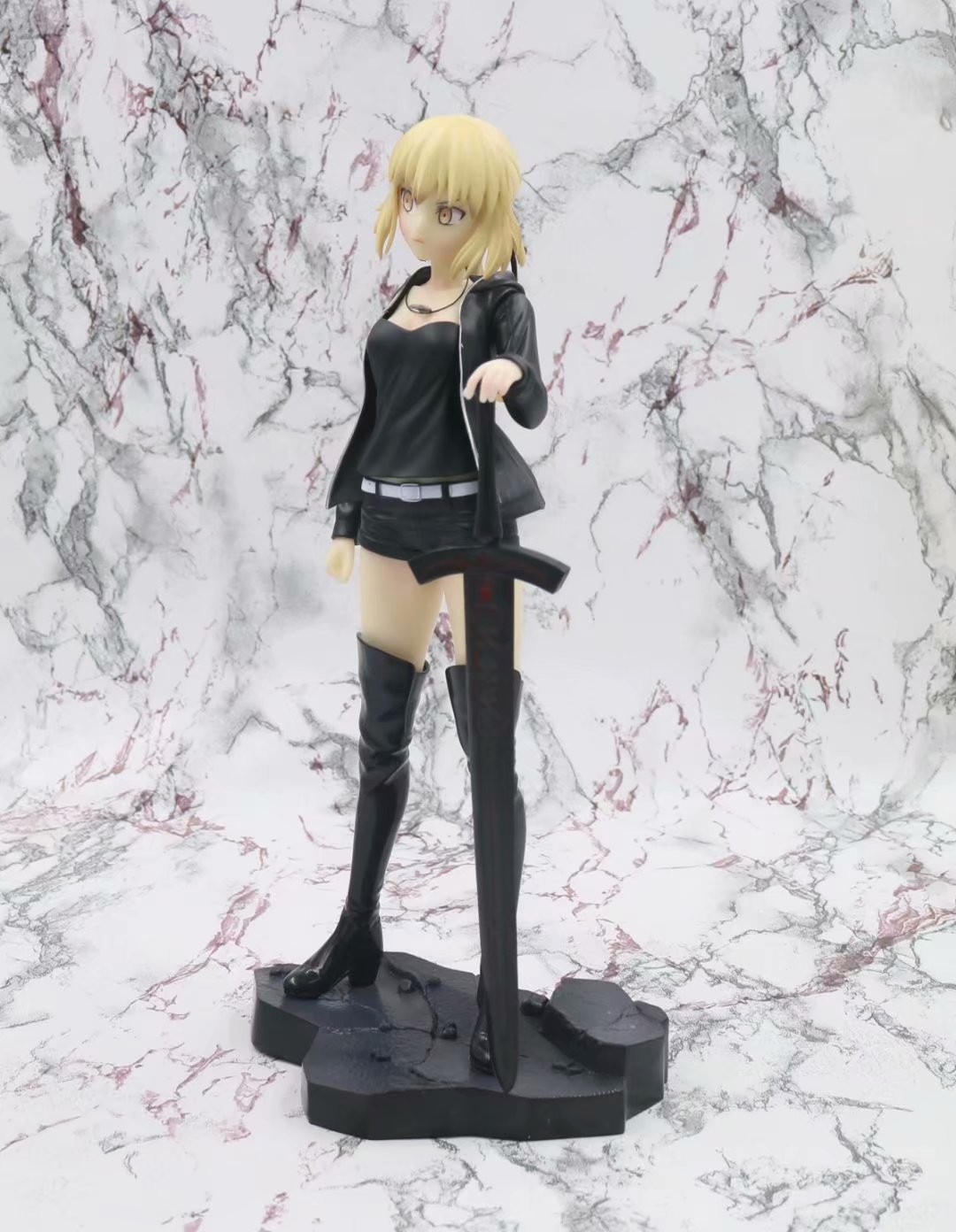 fate fgo 黑 saber 潘德拉贡 阿尔托莉雅 便服塞巴 盒装手办