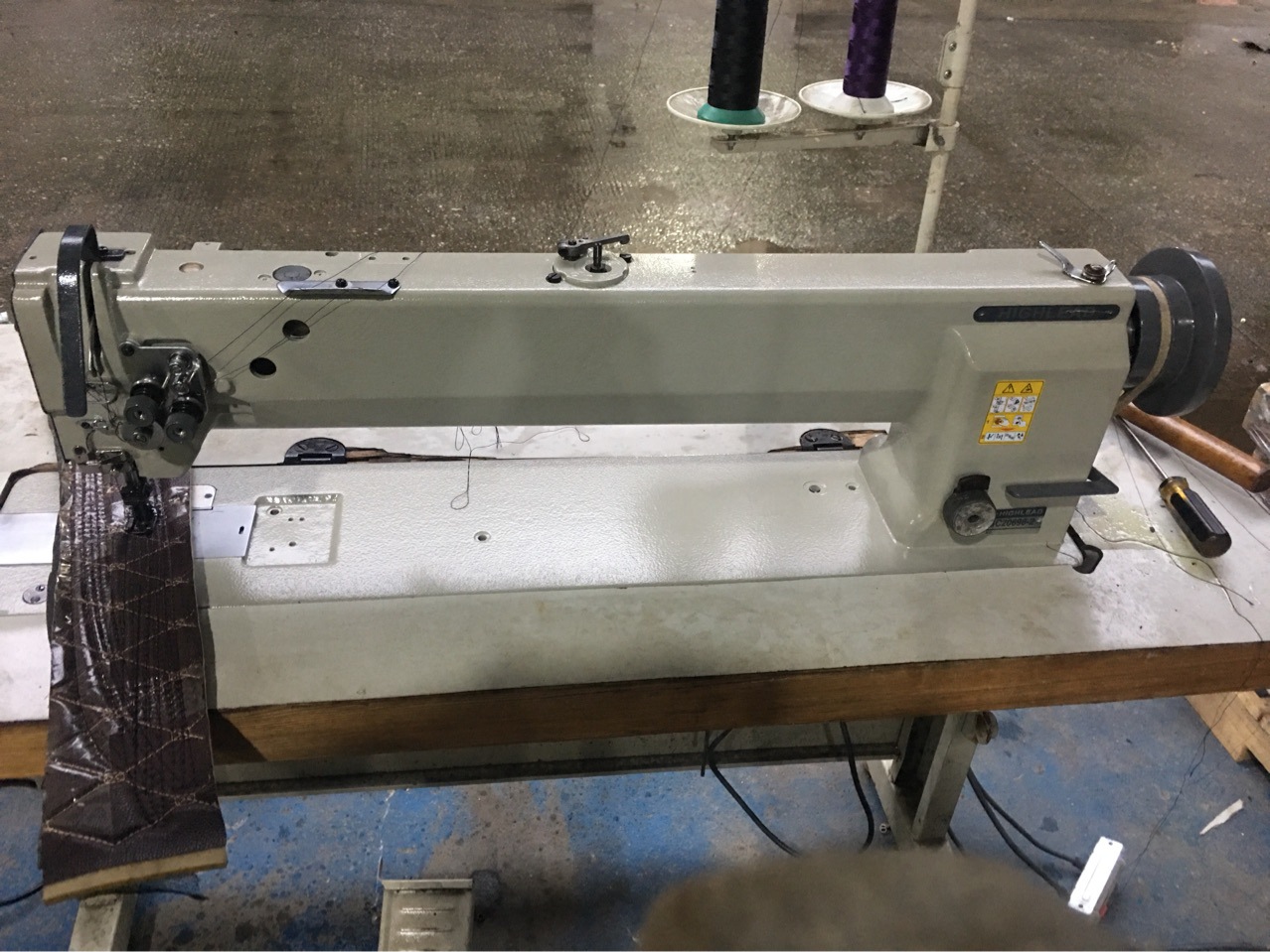 海菱加长三同步双针.汽车脚垫拼缝双针车