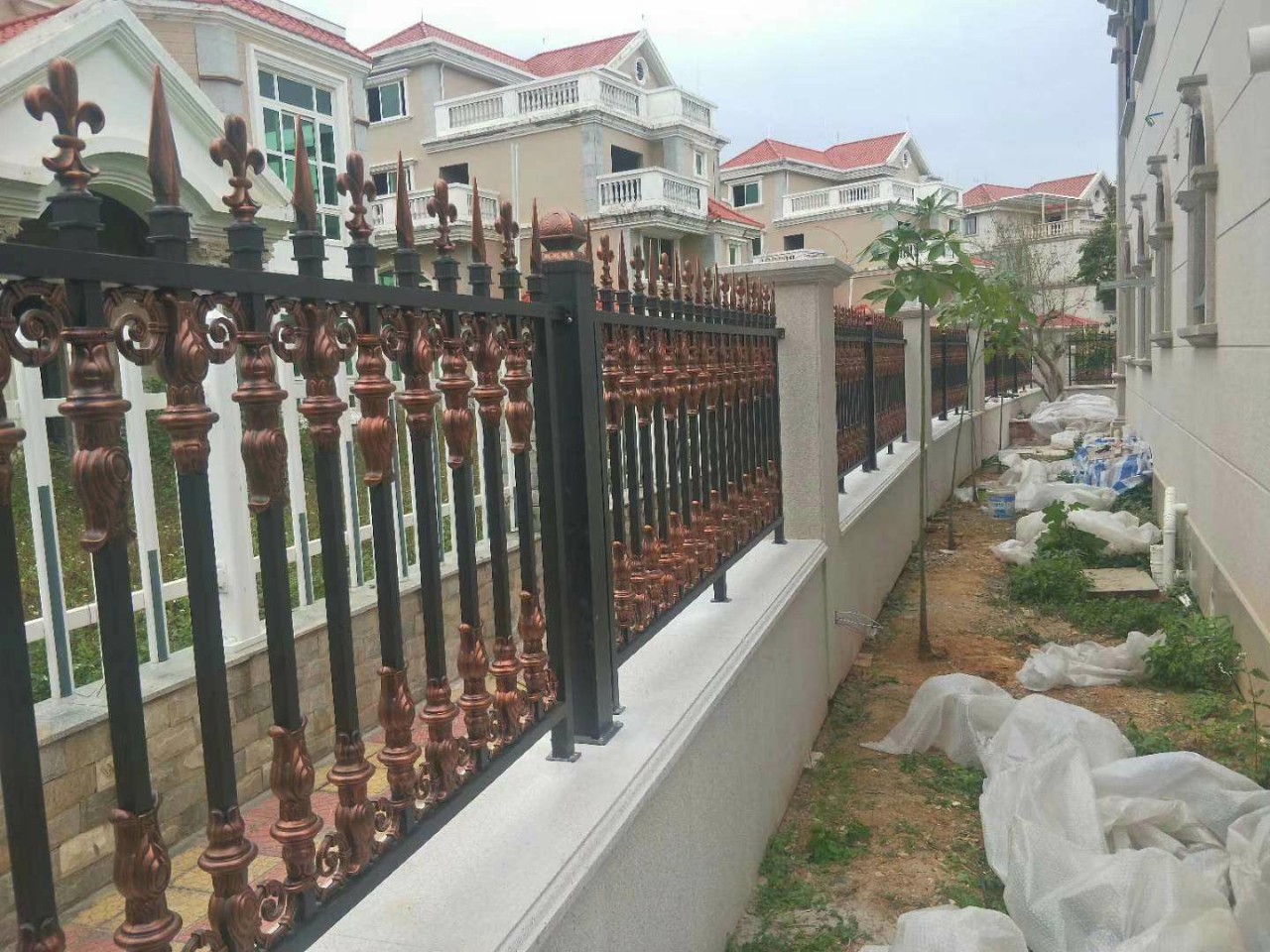 苏州铝艺围栏 外墙栏杆 外墙铝艺护栏 厂家批发现货