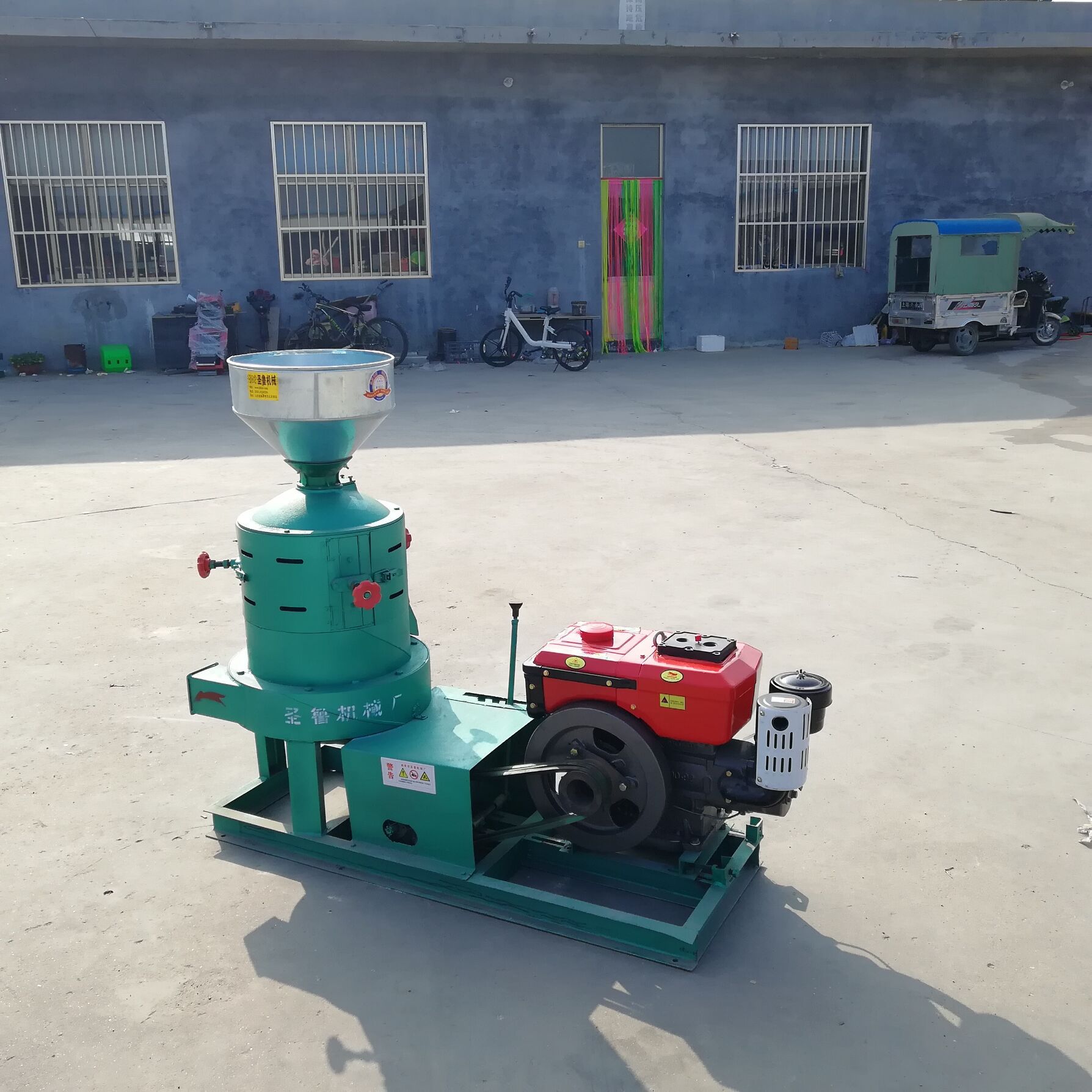 低噪音水稻去皮碾米机 谷子去皮砂辊碾米机 家用电打米机