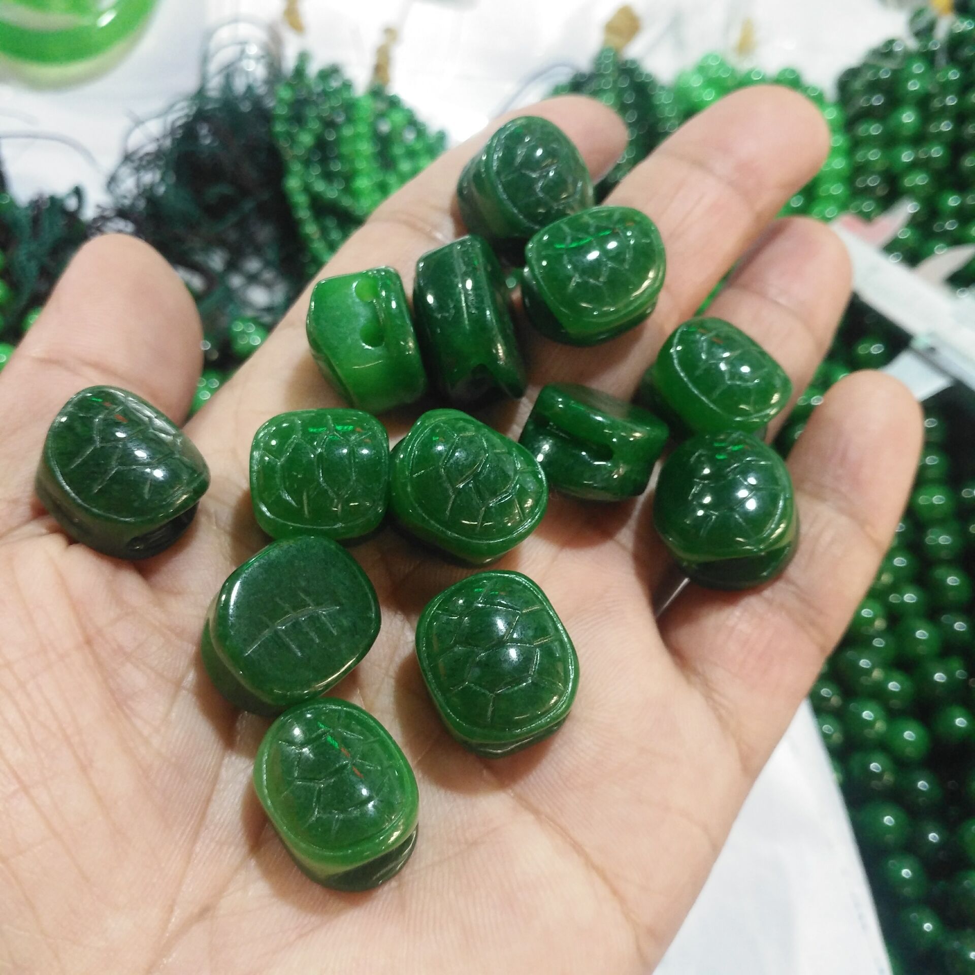 翡翠玉石干青铁龙生超迷你小乌龟壳散珠串珠 diy手工材料配件