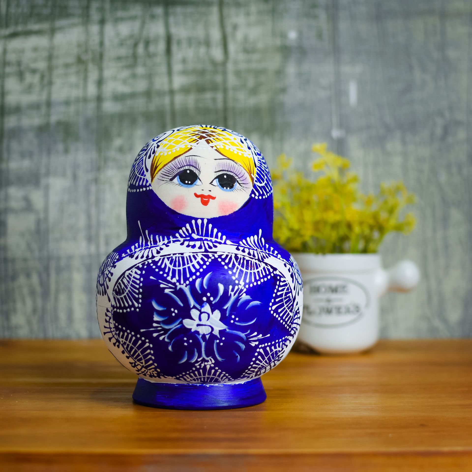 批发俄罗斯套娃10层风干椴木旅游纪念品木制玩具摆件