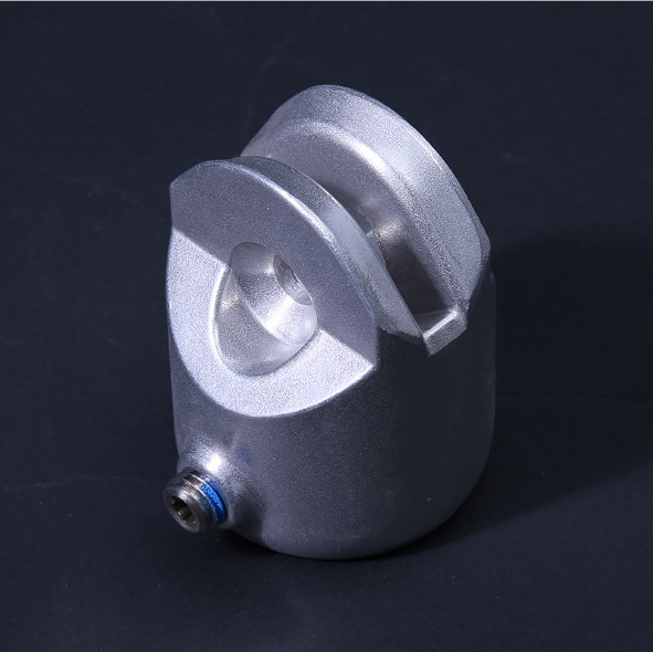 精雕机,青岛行者智能科技有限公司拥有先进的高密度铝合金挤压铸造机