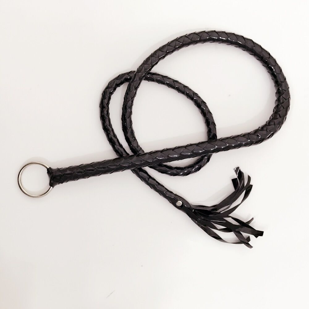 成人情趣用品 调教玩具黑红皮革长皮鞭霸王女王鞭散鞭子120cm