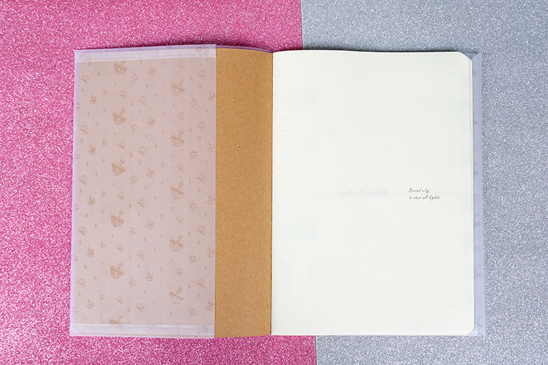 新款16k学生立体印花磨砂书套 防滑活动自粘书皮 半透明包书皮