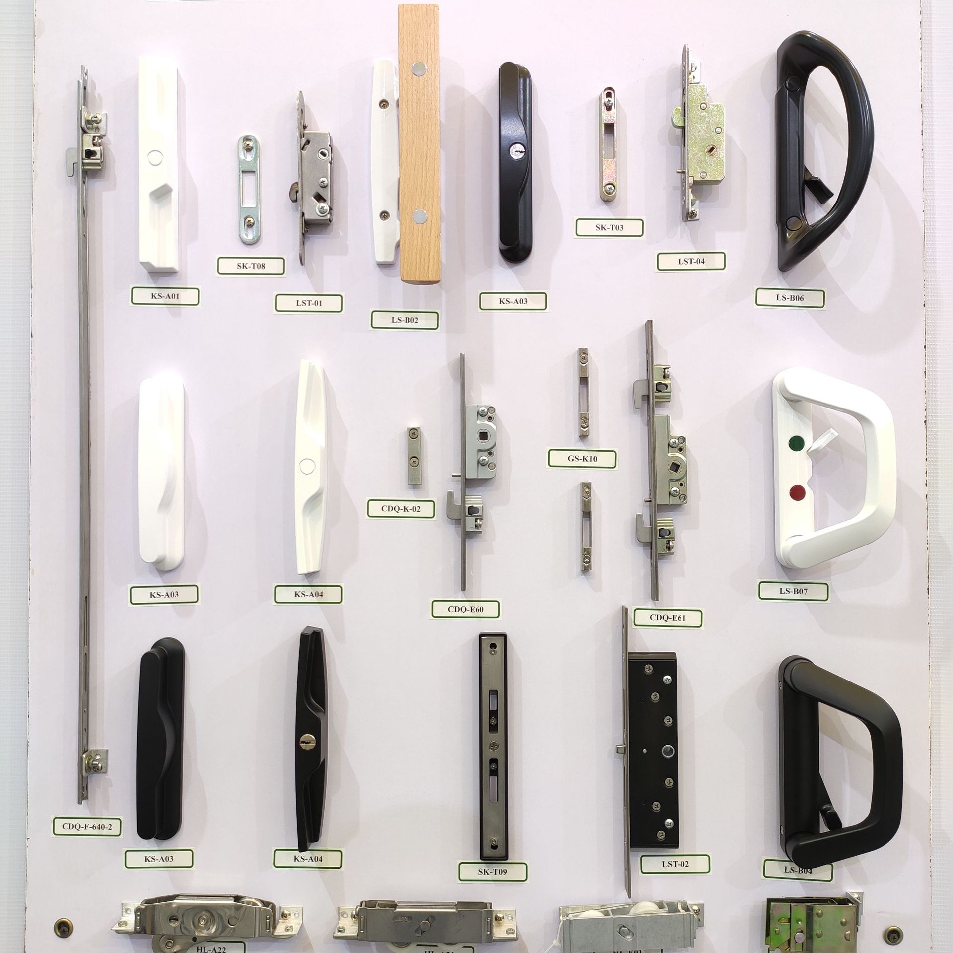 通用型材推拉门五金系统 移门五金配件把手钩锁月牙锁窗扣滑轮