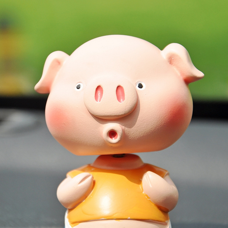 树脂工艺品_可爱摇头公仔头小猪汽车载桌面小摆件树脂工艺品