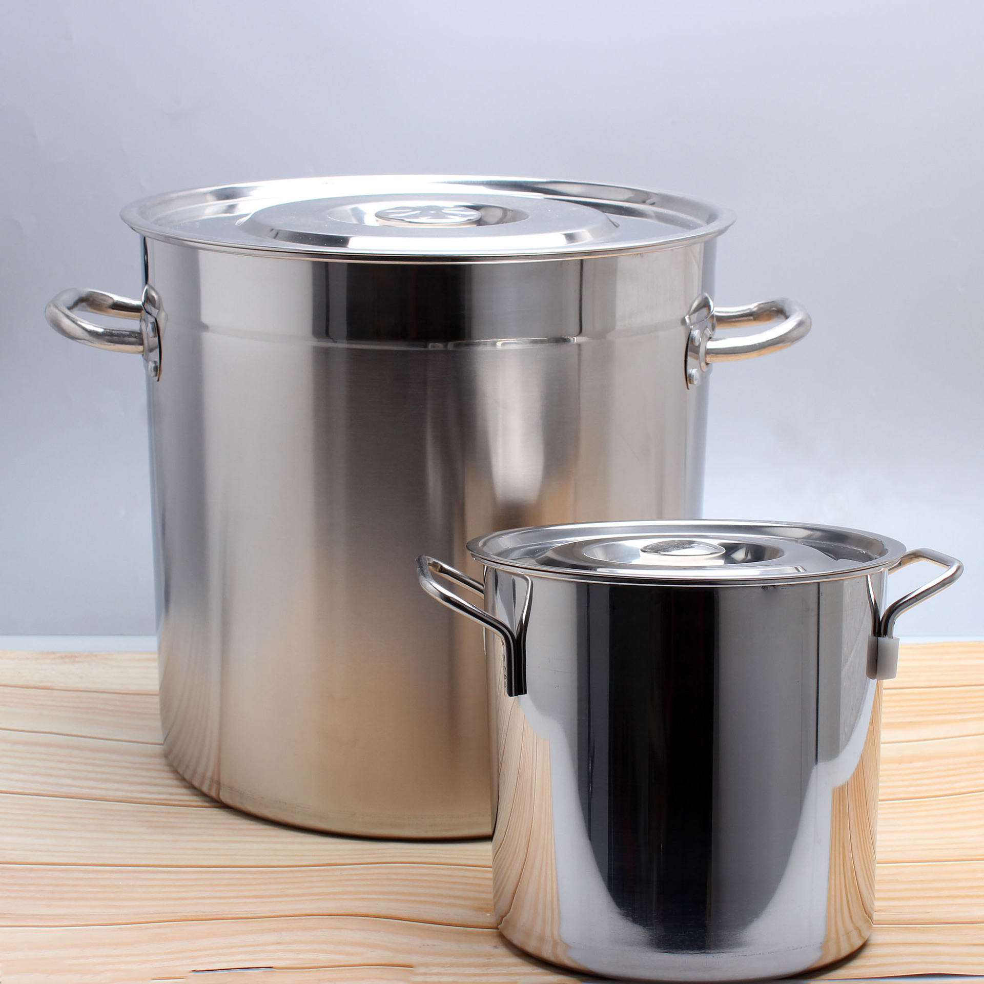 304不锈钢汤桶商用多用桶带盖汤锅 酒店食堂饭桶加厚水桶加高桶