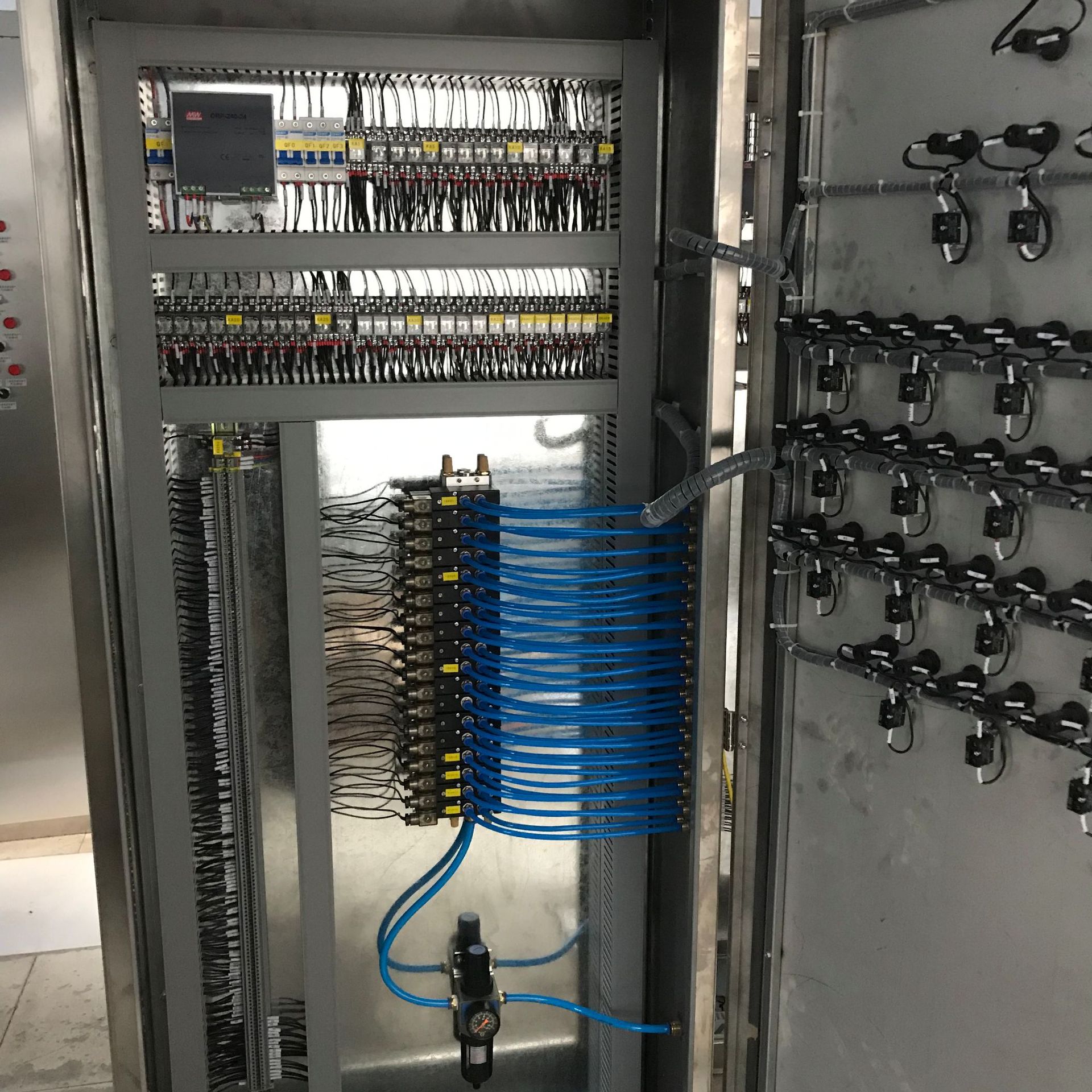 来图定制气动阀门控制柜 阀岛柜 阀导箱 plc自动控制 污水处理厂