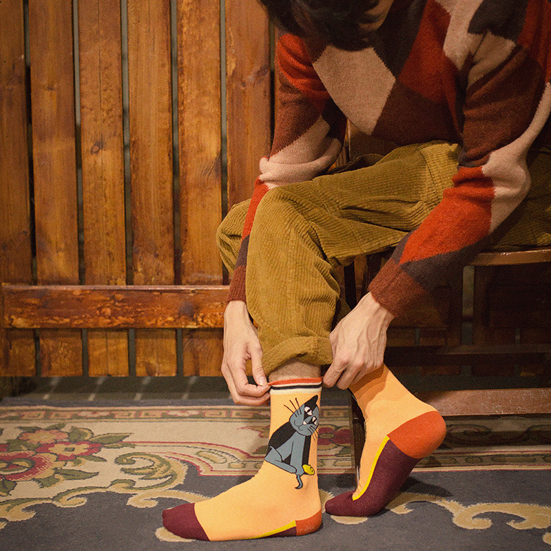 morewalk原创人物插画系列 搞怪ins卡通韩版纯棉女士中筒潮袜子