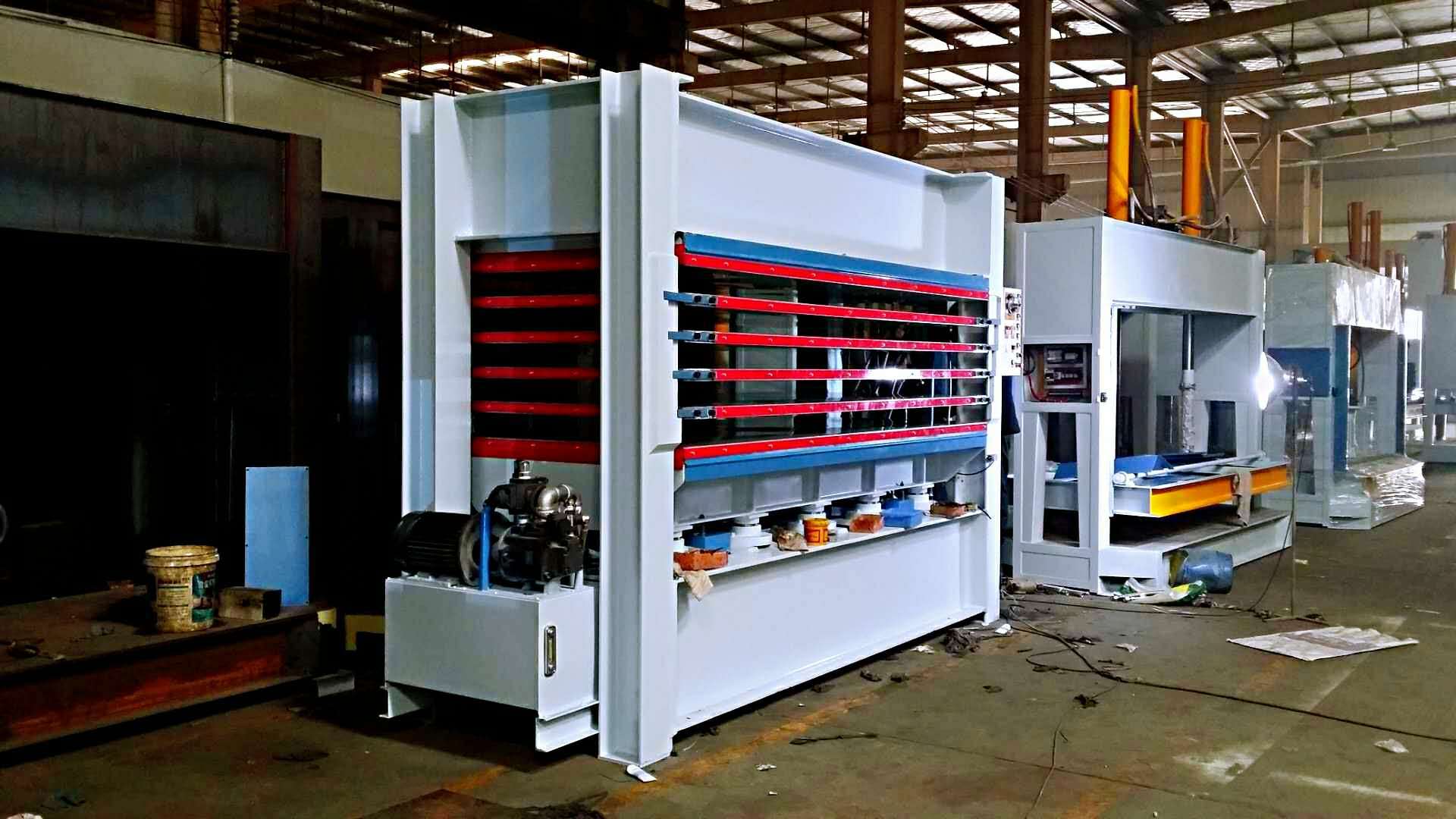 宛铭辰 木工贴面机 pvc贴面木工机械热压机