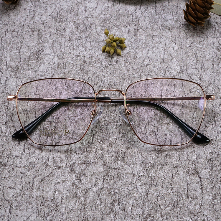 方形倒梯形半钛镜架ip电镀复古眼镜光学架厂家直销3315
