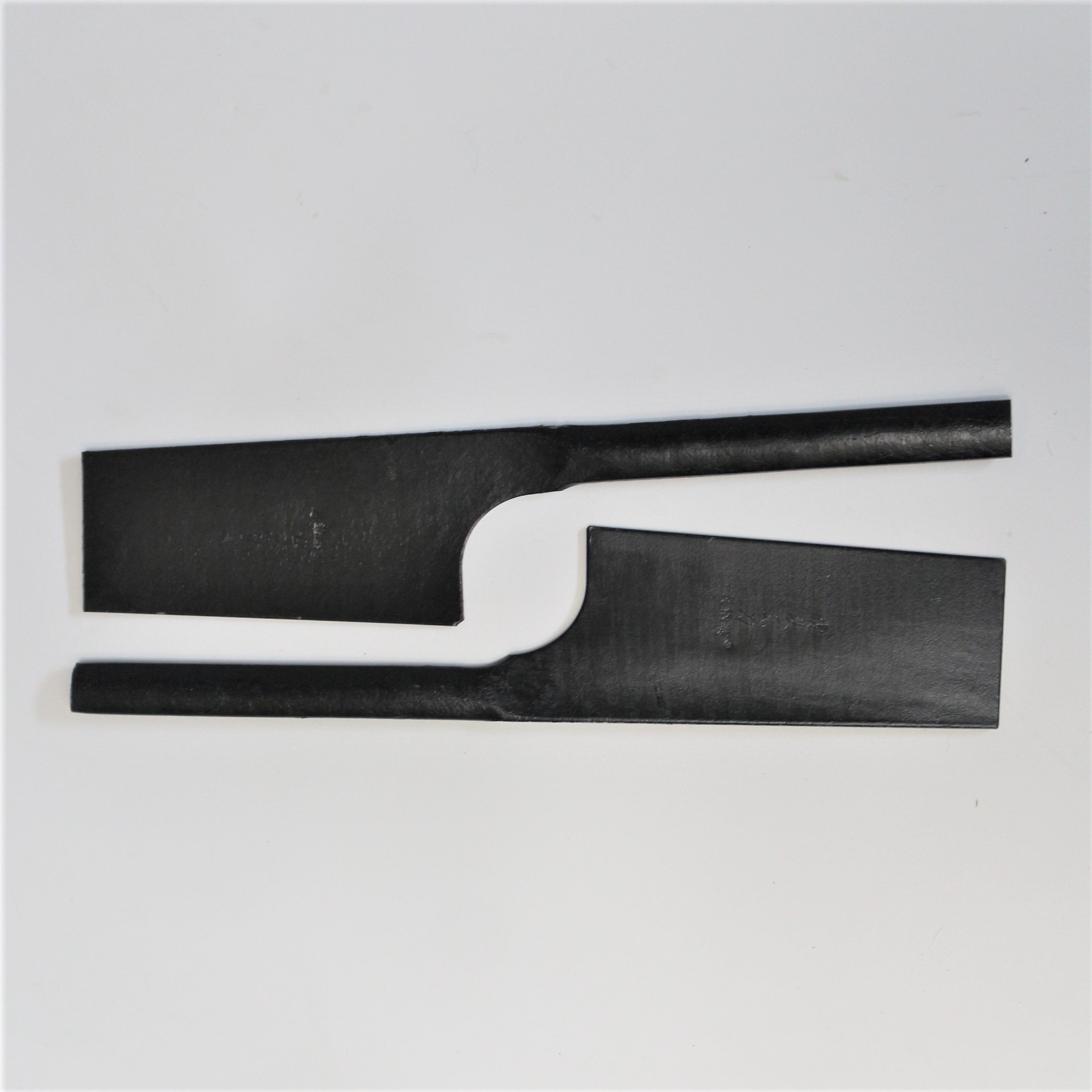 厂价批发加厚锻打黑色虎头瓦刀单面砖刀 建筑泥工砌墙砍砖工具