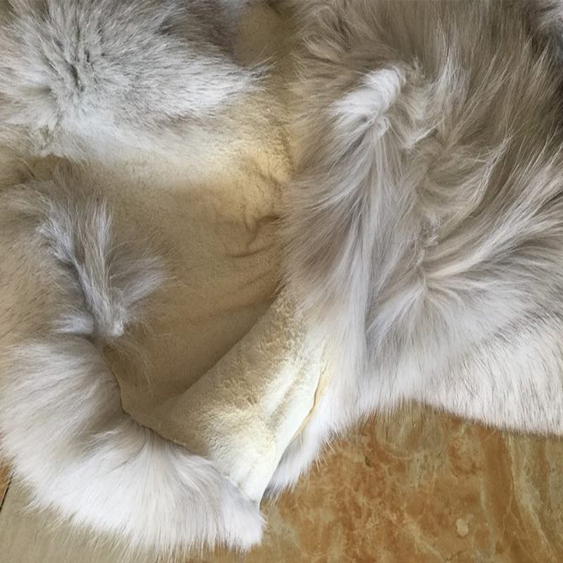 蓝狐厂家批发狐皮狐狸皮整张皮皮草服装原料狐皮银狐皮批发定做