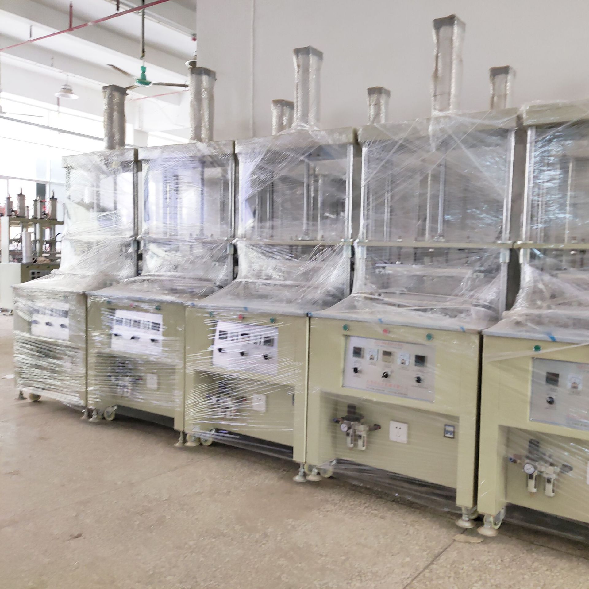 内衣罩杯定型机半件围内衣定型机单工位