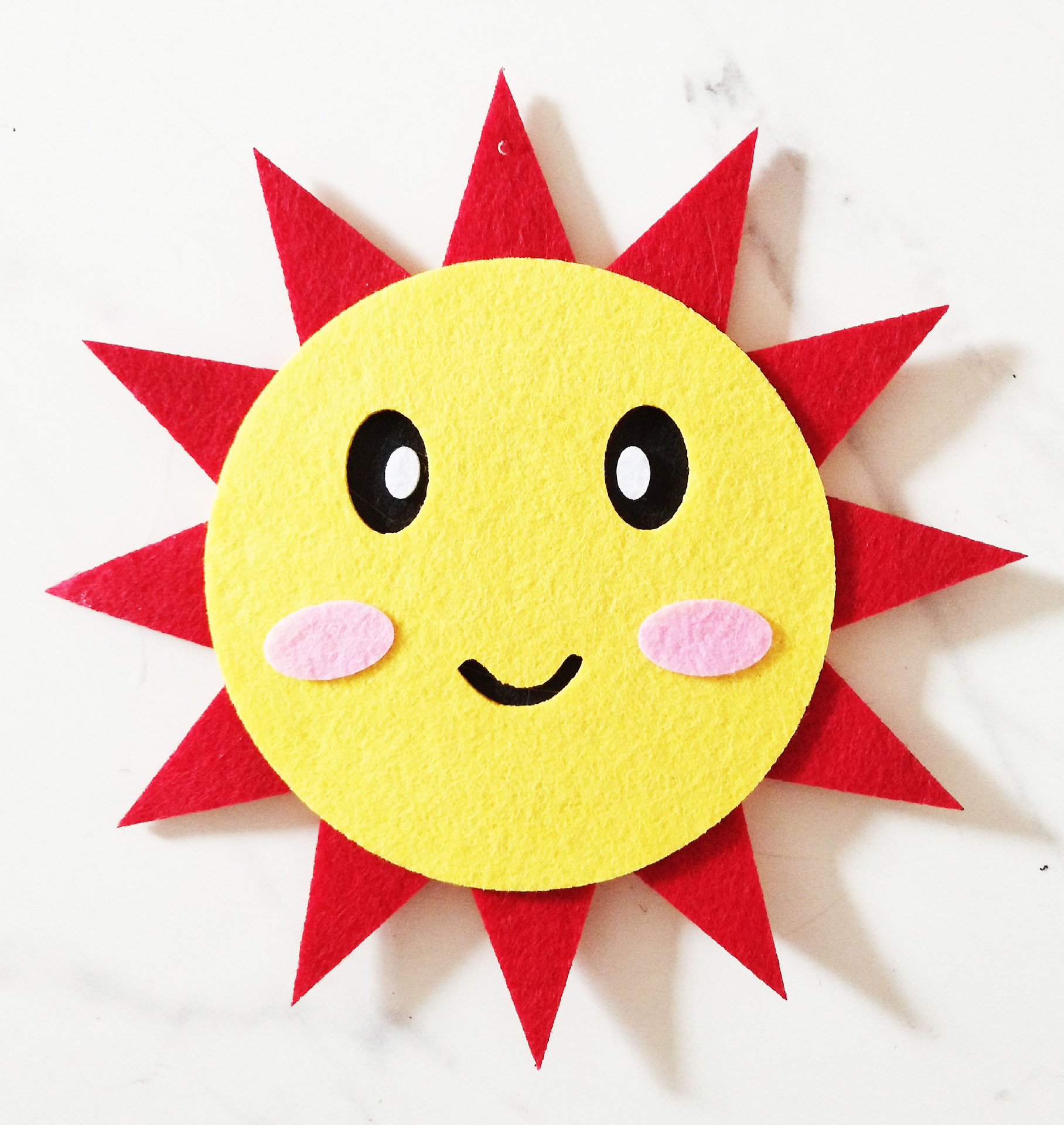 幼儿园游乐园装饰无纺布卡通双面太阳吊饰走廊教室空中创意挂饰