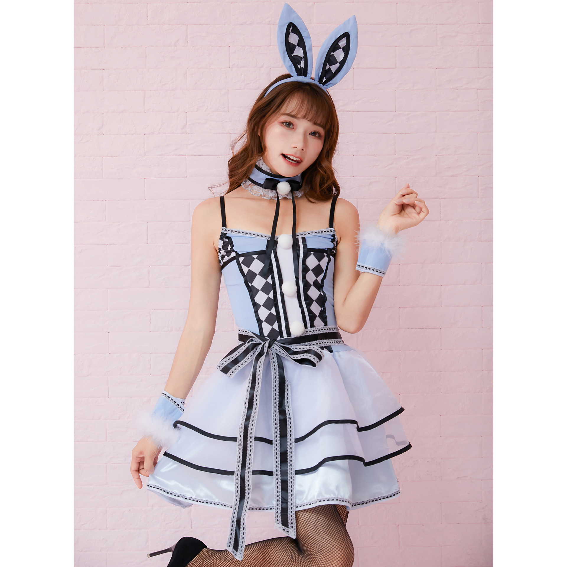 日本万圣节服装可爱格子兔子装 游戏制服 cosplay 角色扮演兔女郎