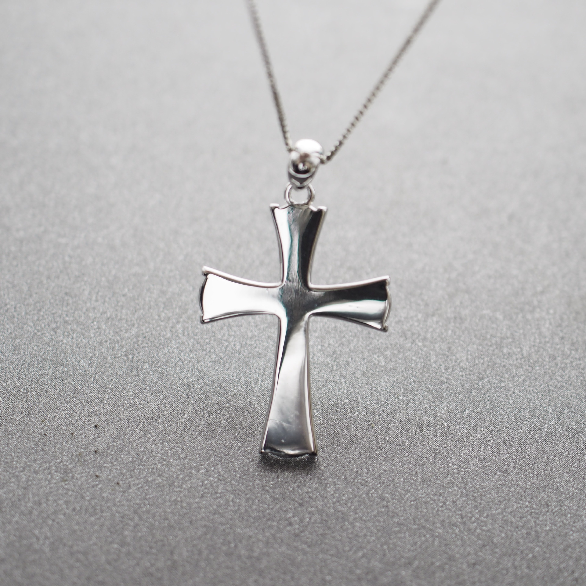 新款立体十字架系列925纯银裂纹基督教项链吊坠情侣款双面两用