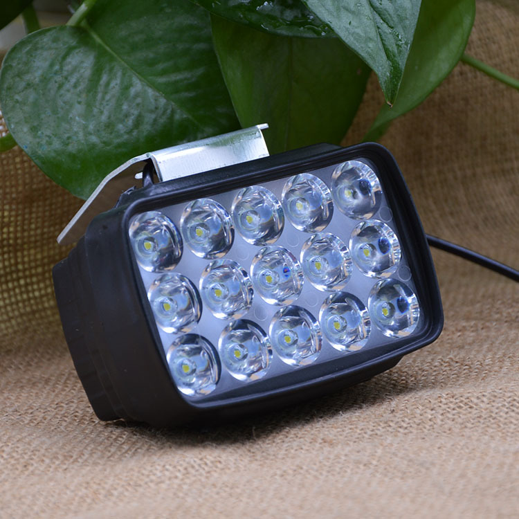 电动车摩托车改装超亮led大灯三轮车高亮射灯15珠外置灯强光大灯