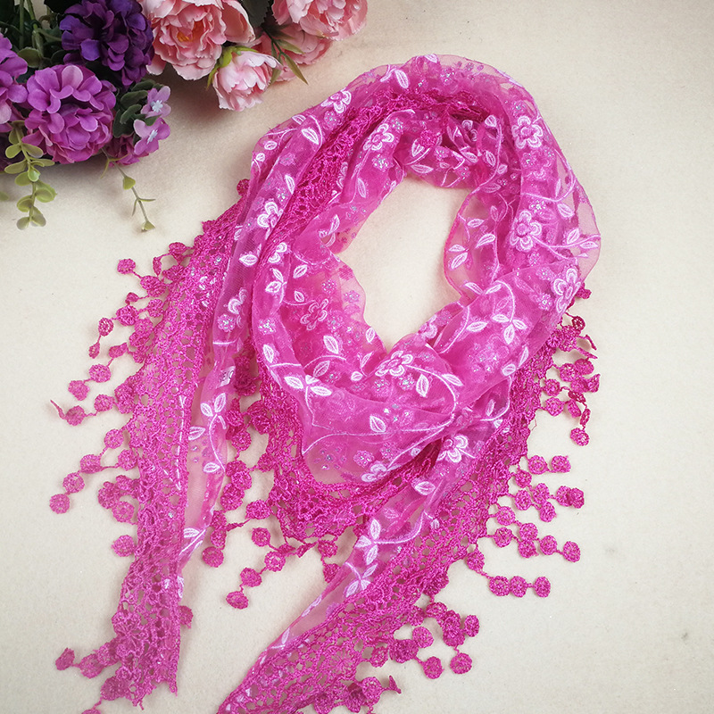 三角蕾丝围巾纯色雪纺丝巾新款大红妈妈纱巾女士款装饰披肩批发