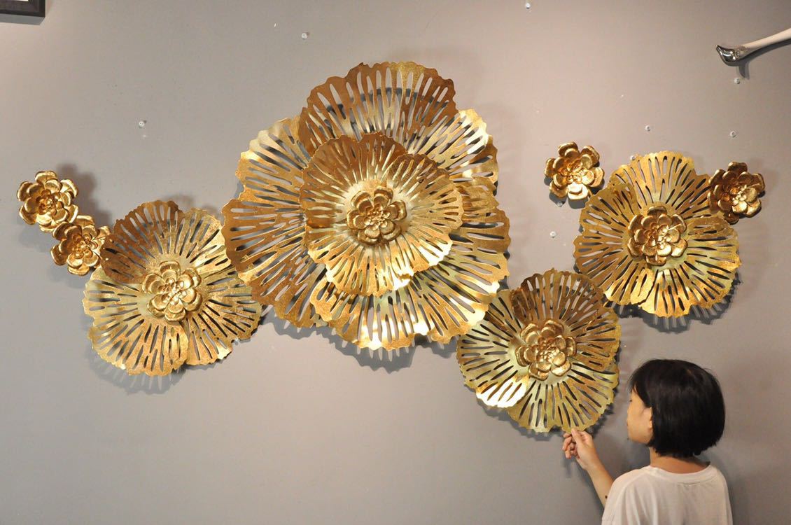 新中式铁艺牡丹花壁挂客厅时尚家居金色挂饰创意立体墙面装饰壁饰