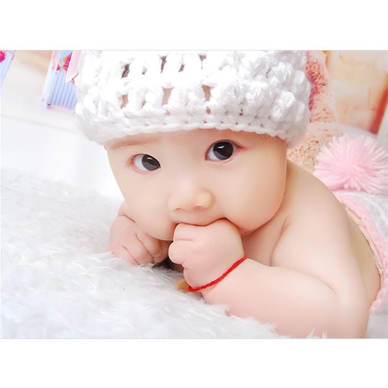 女宝宝图片墙贴画婴儿照片海报小女孩萌娃娃贴画胎教孕妇备孕画像