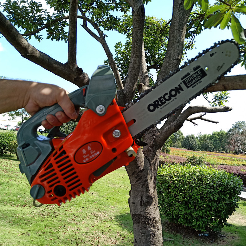 批发进口配置华本牌2500单手拿小汽油链锯家用伐木毛竹锯切割轻便