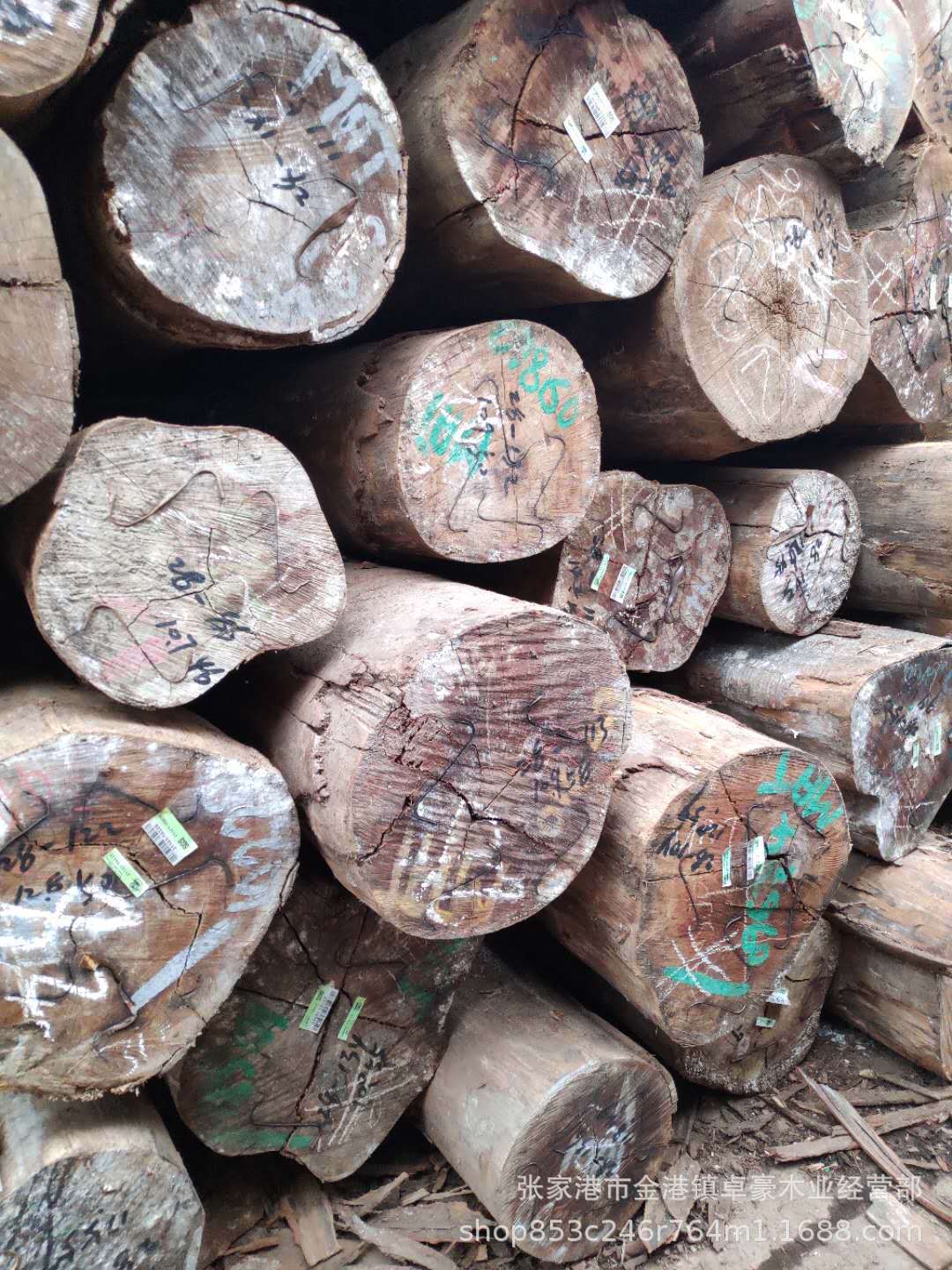 马尼尔豆原木 马尼而豆原木 马尼尔豆 马尼而豆 防腐木 工程园林