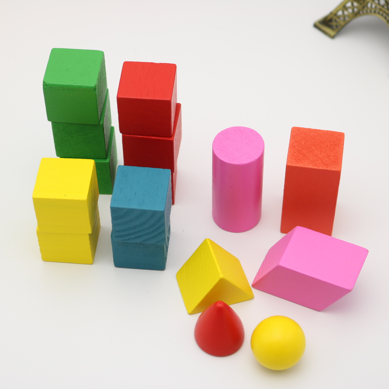 热销16粒袋装彩色木质几何体图形套装儿童早教益智积木玩具148