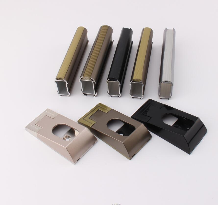 索菲亚挂衣杆防滑式衣通杆衣柜厂家专用款衣通