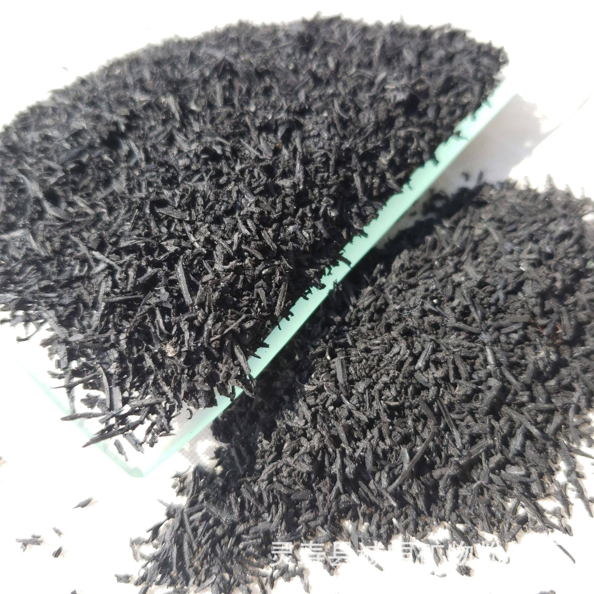 厂家供应橡胶丝 废轮胎碎屑 橡胶屑 规格1-3mm 2-4mm