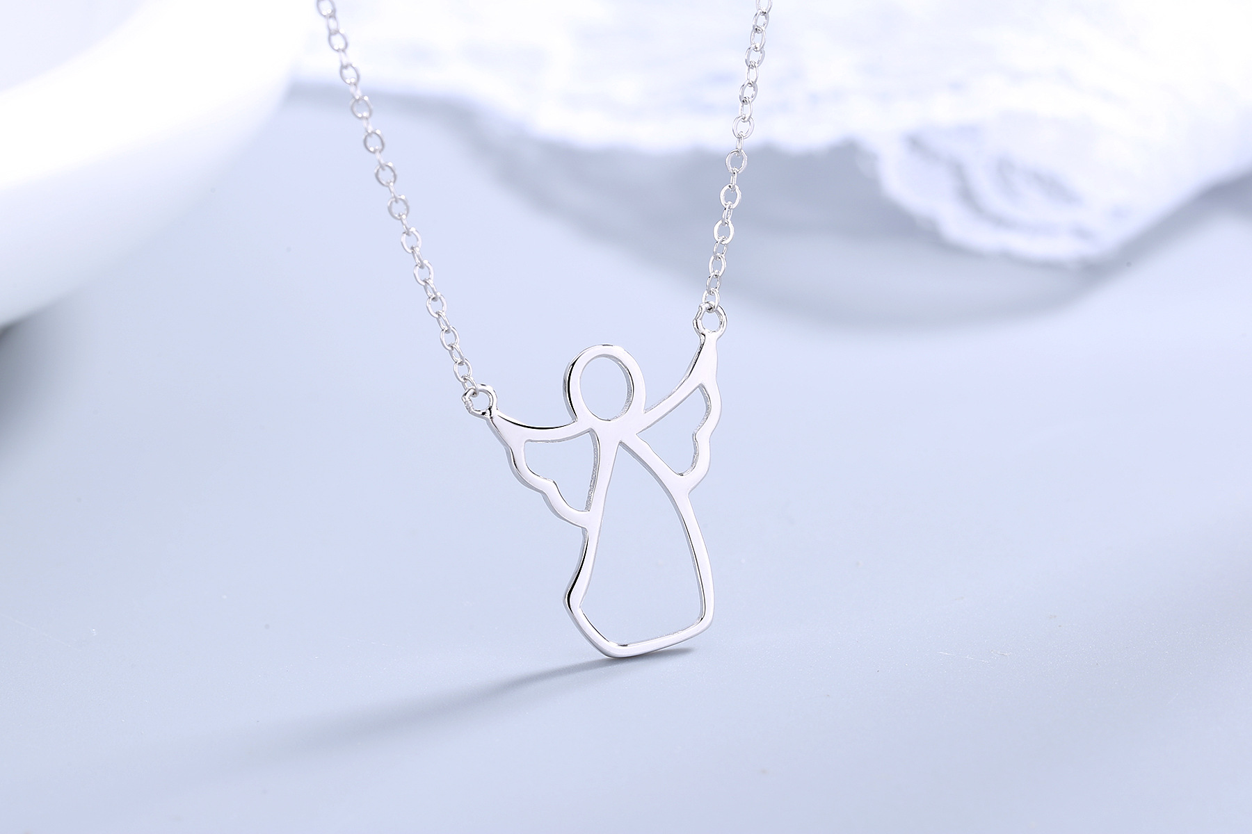 s925纯银项链简约女款配饰可爱守护天使翅膀吊坠镂空项饰厂家直销