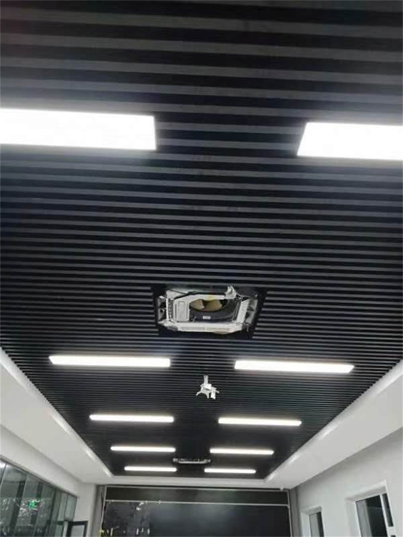 铝方通 铝方通吊顶 木纹铝方通集成吊顶 办公室铝天花超市商场
