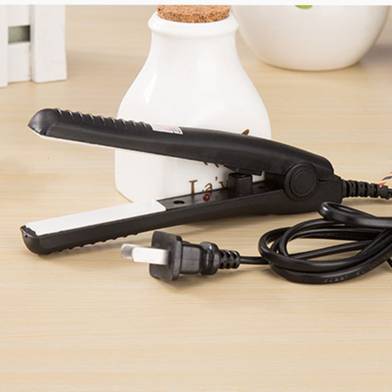 Mini Electric Hair Straightener Hair Curler and Straightener Dual-Use Air Bangs Hair Straightener Travel Hair Styling Iron Perm Corn Curler Waves Roll