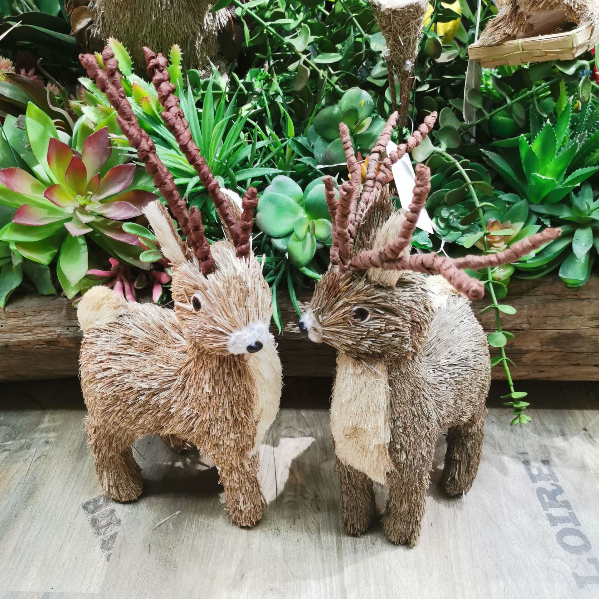 手工小鹿麋鹿稻草摆件装饰民宿酒店花园家居花店幼儿园动物园批发