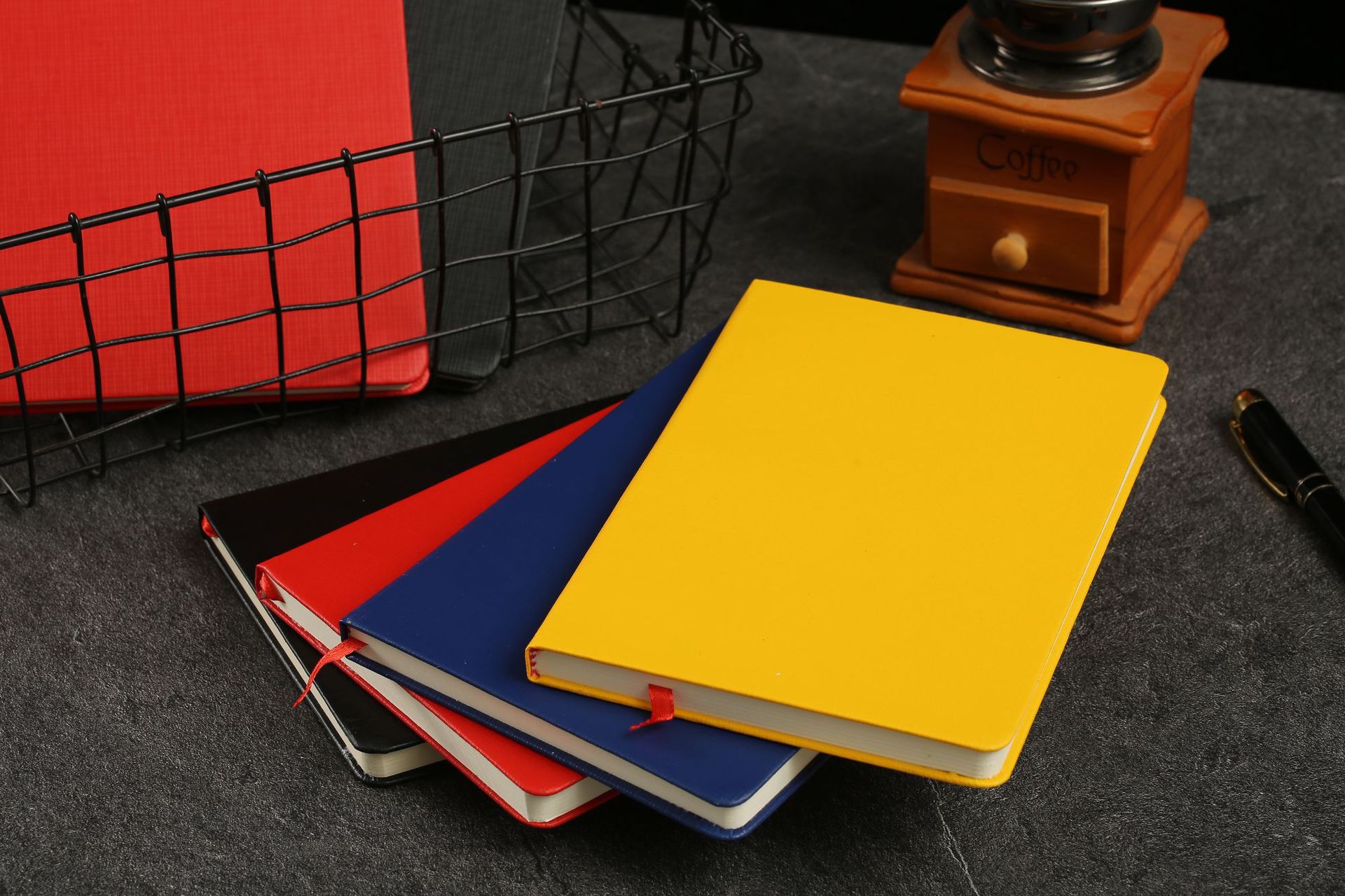 定制笔记本 商务高中大学学生硬皮记事本可加印logo笔记本厂家