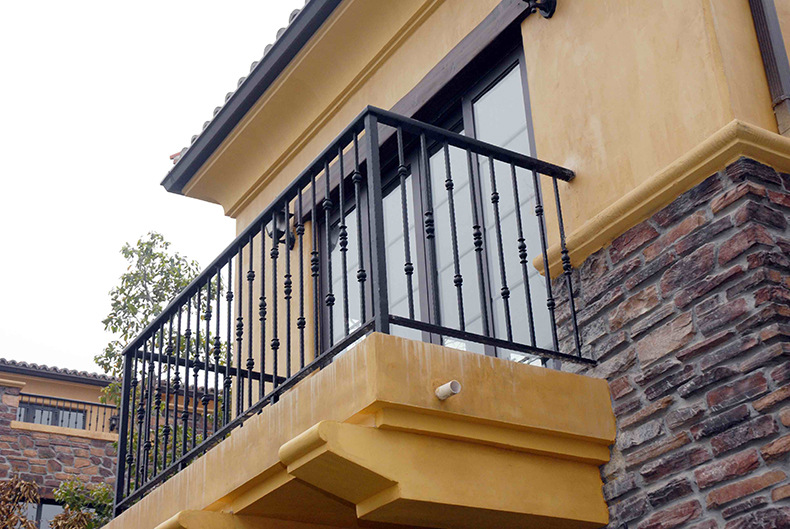 锻打方钢铁艺栏杆 别墅小区阳台穿珠鸟笼造型防护栏 佛山厂直销