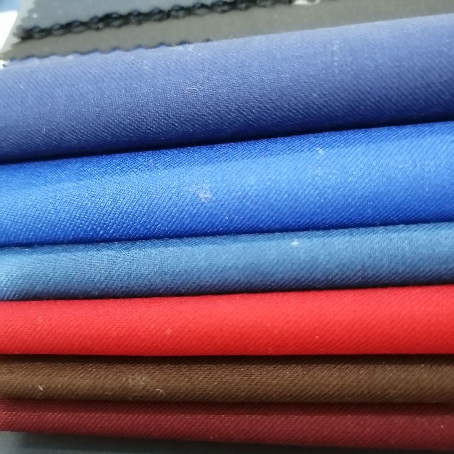 厂家直销tr哔叽无弹面料西装休闲服制服行政人员西装等商业装面料