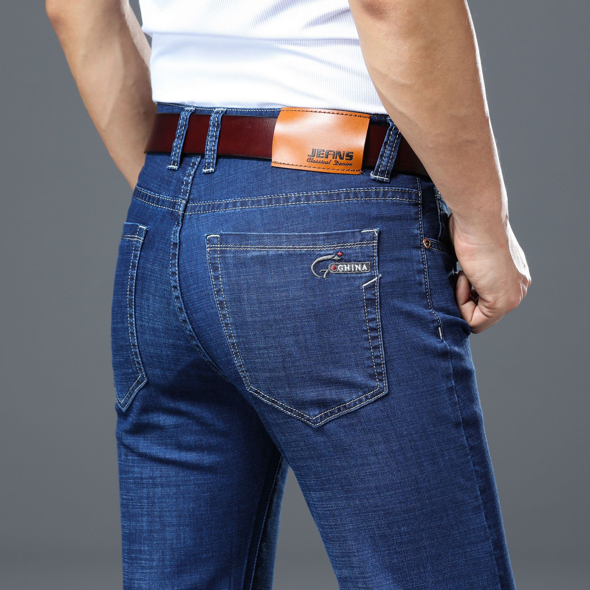 2021春夏款牛仔裤中腰修身直筒男式牛仔裤弹力大码薄款牛仔裤批发