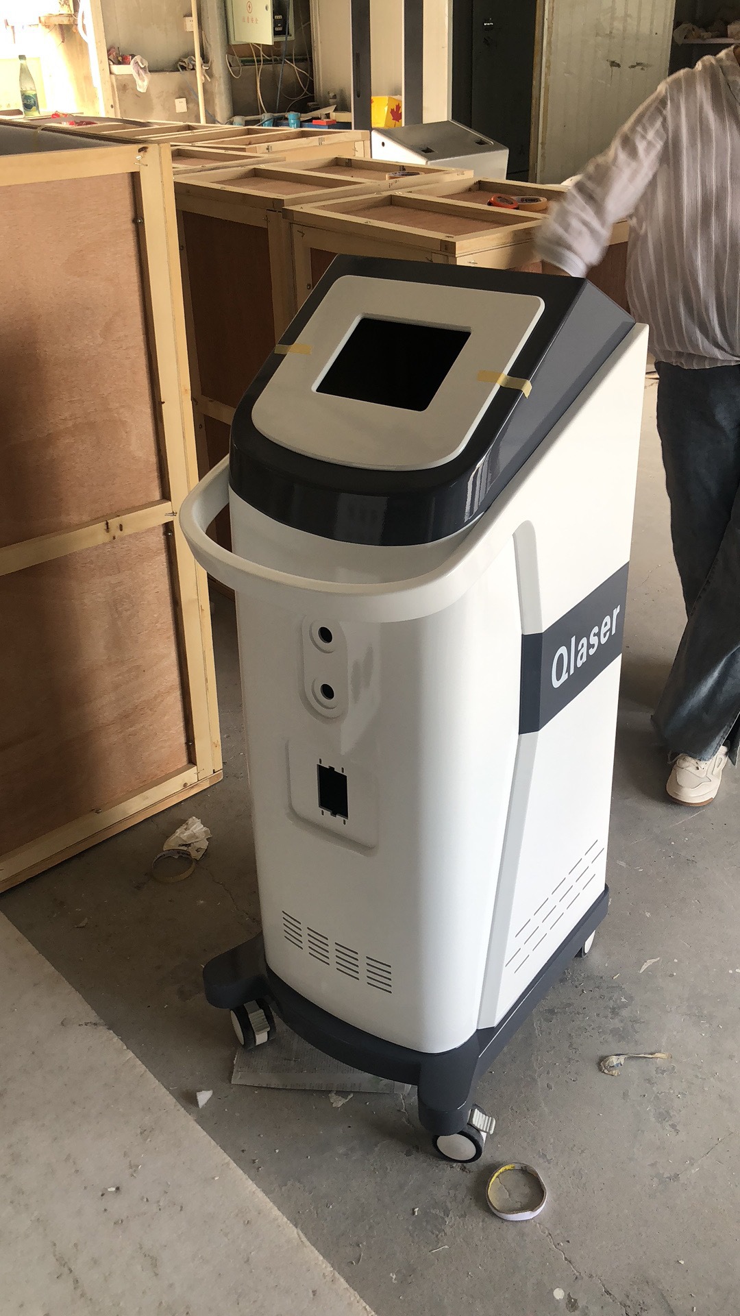 美容机箱  吸塑外壳   大型仪器机箱  医疗机箱  abs机箱