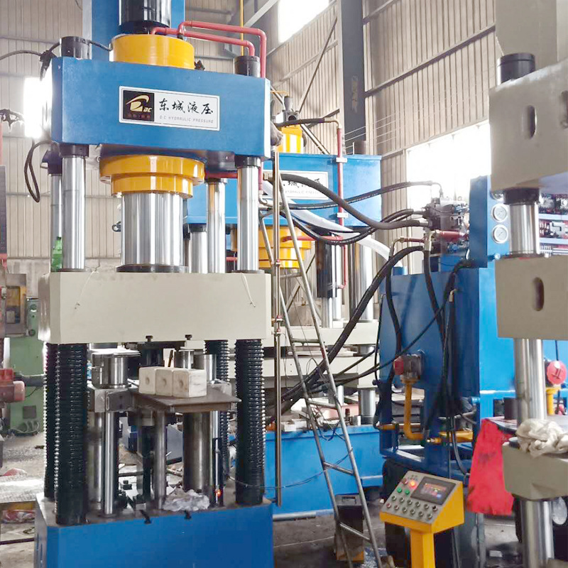 东城液压专业生产500吨牛羊舔砖液压机 牛羊舔砖成型液压机-阿里巴巴