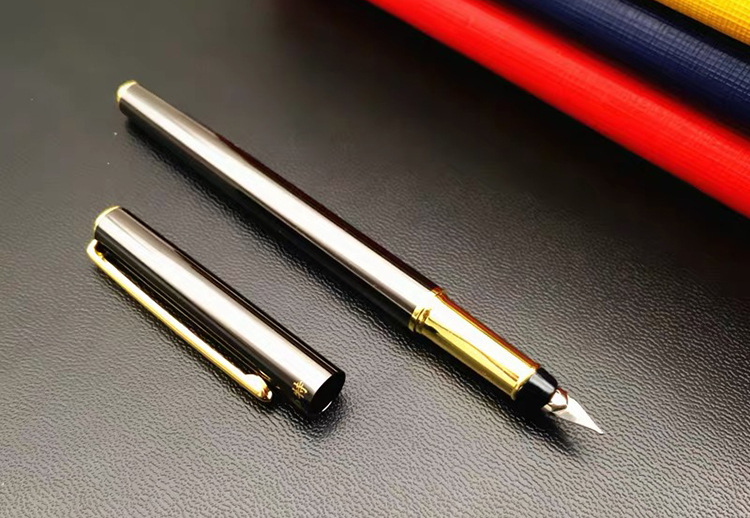烂笔头钢笔小尖金属笔杆 高中初中小学不堵笔 学生正姿钢笔批发